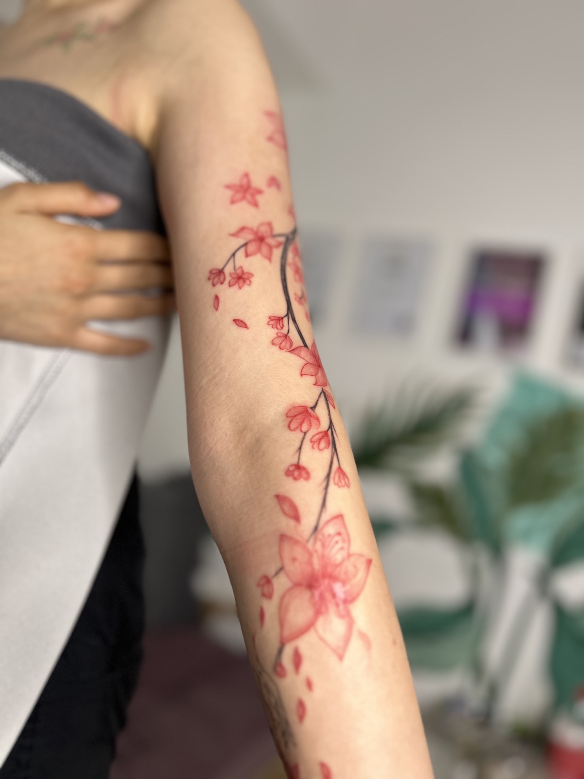 Татуировка Graphic freehand в цветной графике в формате рукава